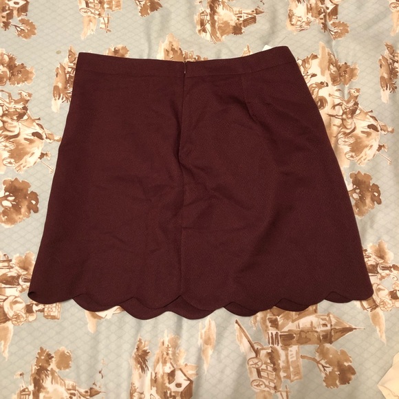 Lush Maroon Skirt - Picture 3 of 4